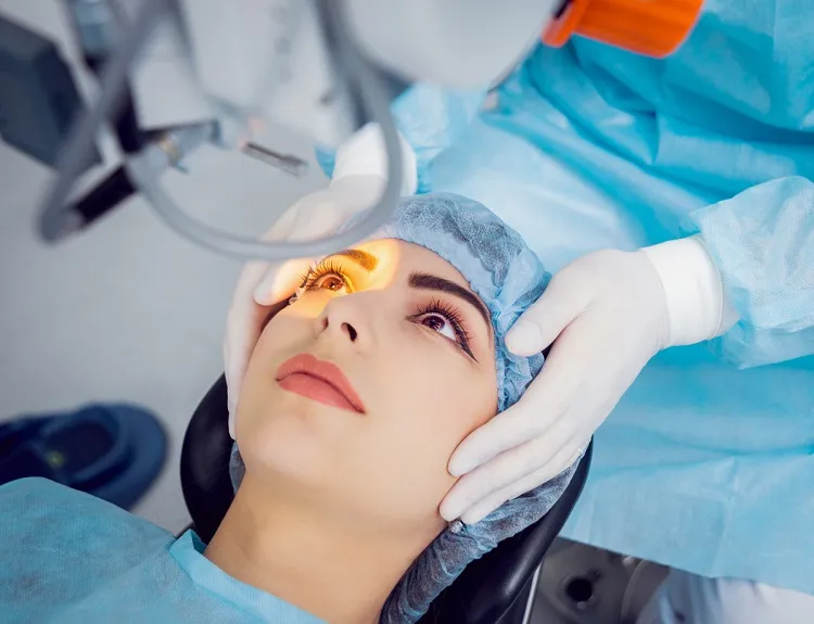 Refractive Eye Surgery in West Delhi